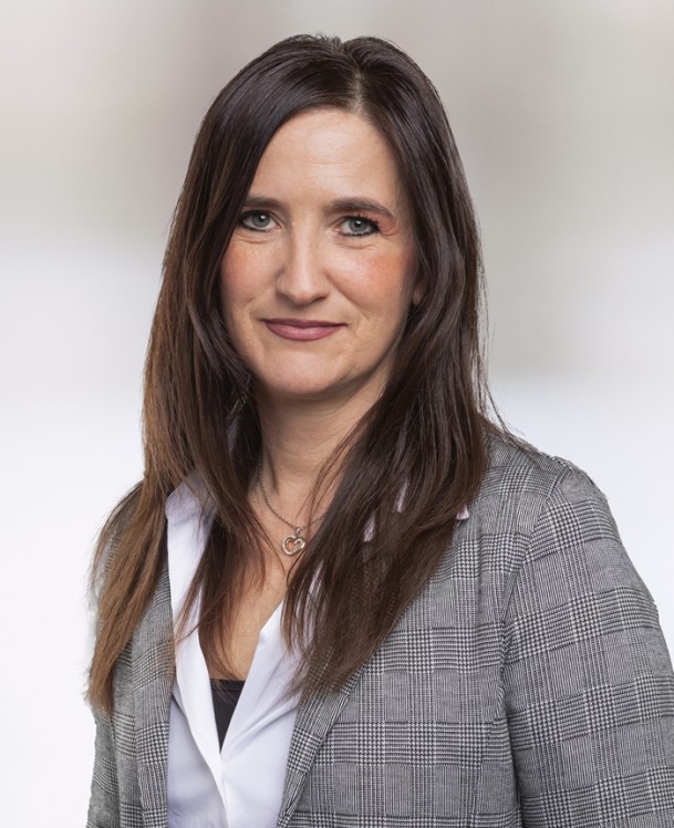 Porträtfoto von Tanja Blum, Mitarbeiterin im Innendienst