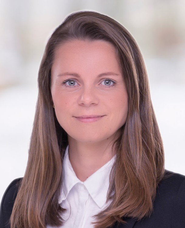 Porträtfoto von Yvonne Lotter, Mitarbeiterin im Innendienst
