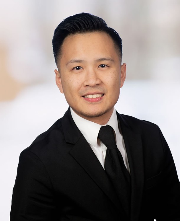 Portätfoto von Hien Nguyen, Mitarbeiter im Innendienst